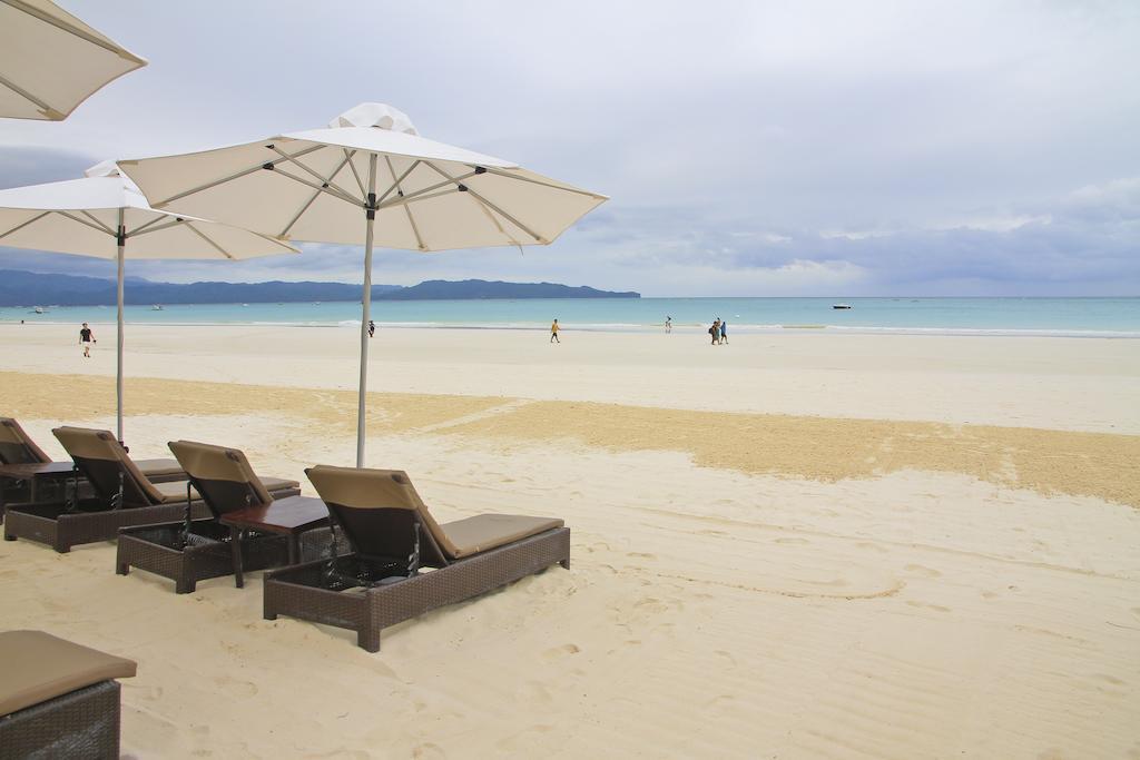 Two Seasons Boracay Resort Balabag  Buitenkant foto